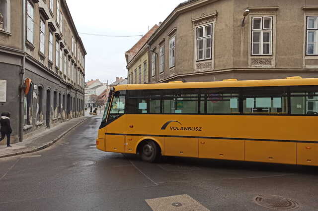 Busz Szentlélek utca