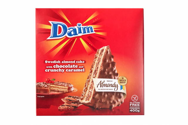 Fémdarab a mandulatortában