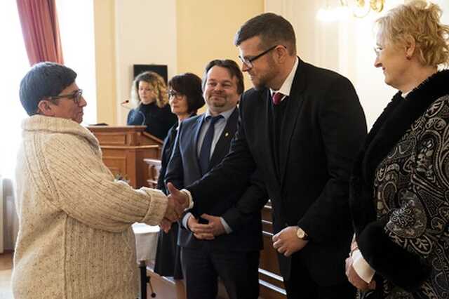 Ügyintézői bizonyítványok