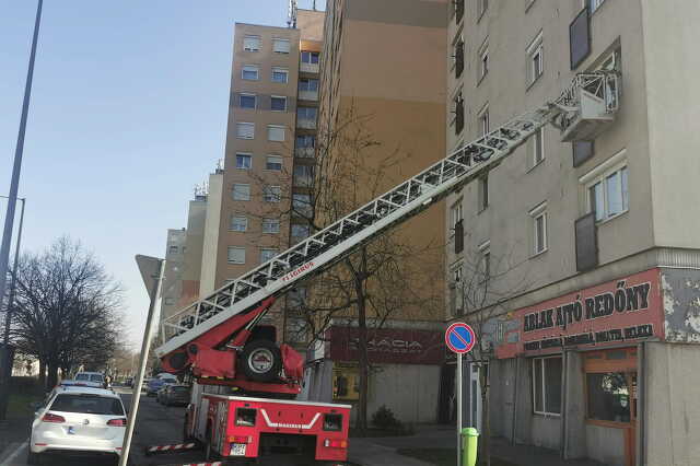Csőtörés Szombathelyen, ki meglepetéssel