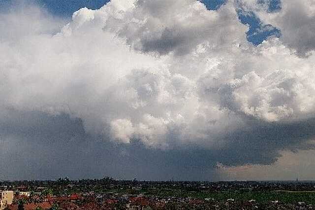 Felhő Szombathely felett