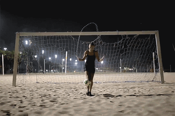 az ugróköteles bánhegyi tesók videója GIF