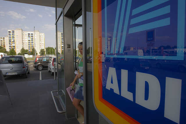 Aldi nyitás