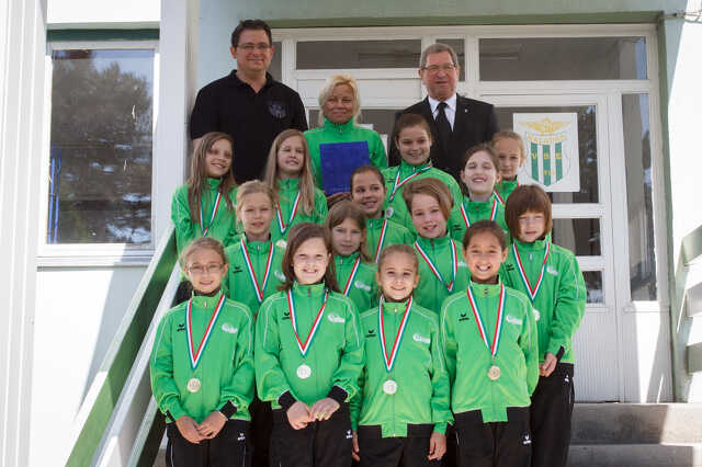 Bajnok lett a Szombathelyi Női Kézilabda U8-as utánpótlás csapata