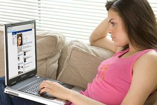 Facebookozás