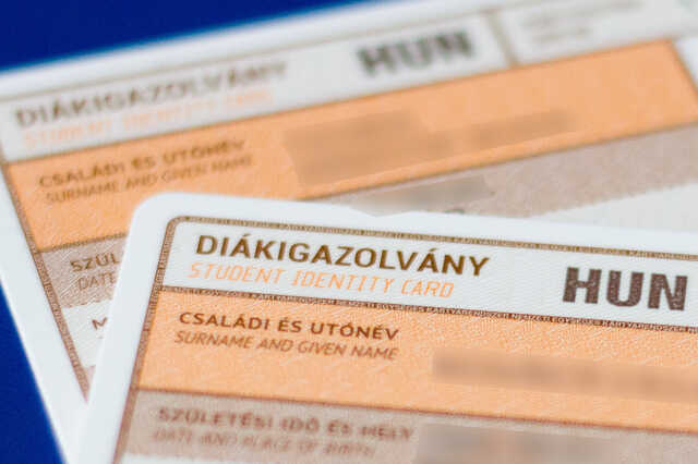 Diákigazolványok
