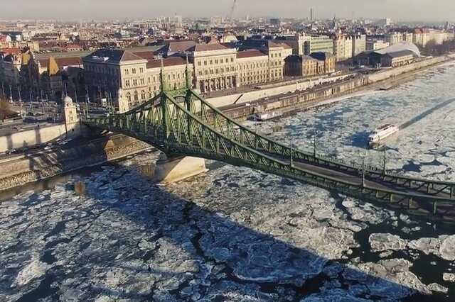 Jégzajlás Budapesten