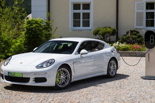 Zöld rendszám, hibrid, Porsche