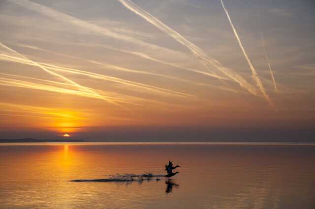 Napfelkelte a Balatonnál