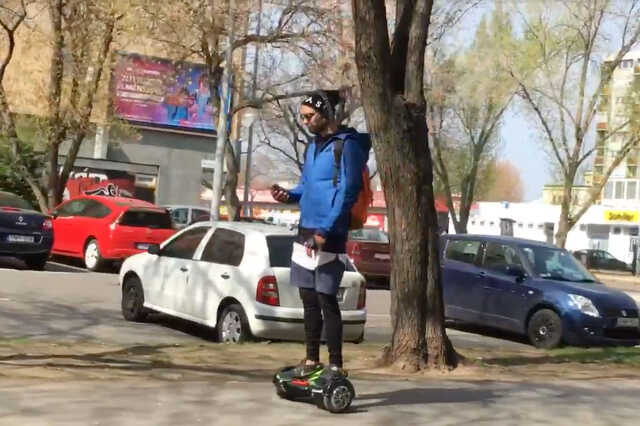 BeaAlex közlekedik