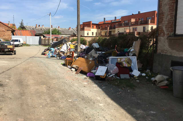Lom a Sorok utcában