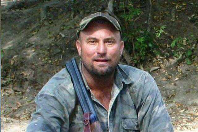 Theunis Botha