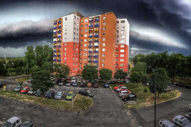 Zivatar közelít Szombathely irányába