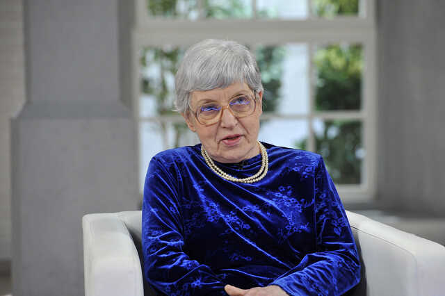 Dévény Anna