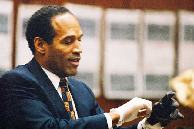 O. J. Simpson az évszázad tárgyalásán, 1995-ben
