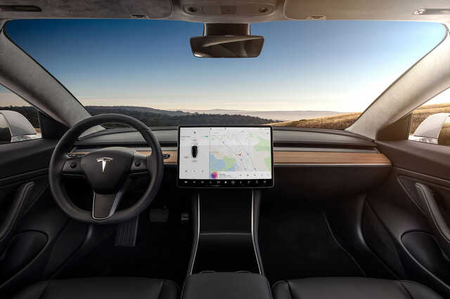 Tesla CÍMLAP