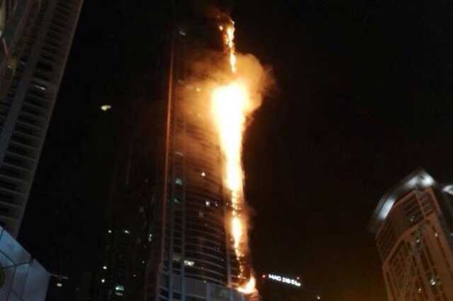 Kigyulladt a dubai Torch tower