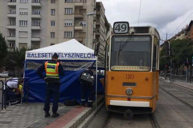 Halálra gázolt valakit a 49-es villamos