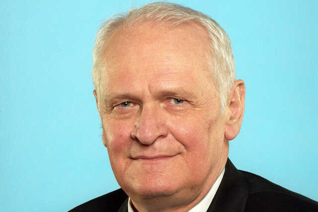 Nepp József