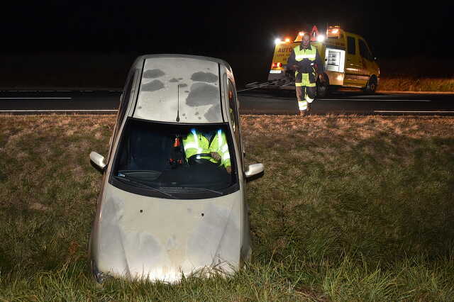 Őz miatt hajtott árokba egy Fiat a 89-esen