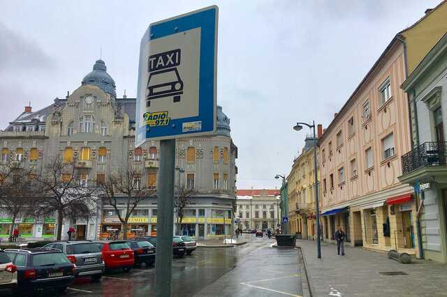 Taxi 
