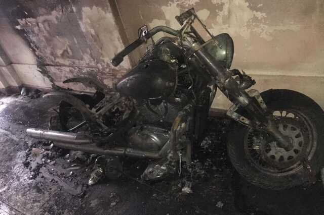 Elégett Somló Tamás motorja