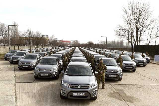 Kétszázötven Suzuki Vitarát vett a honvédség