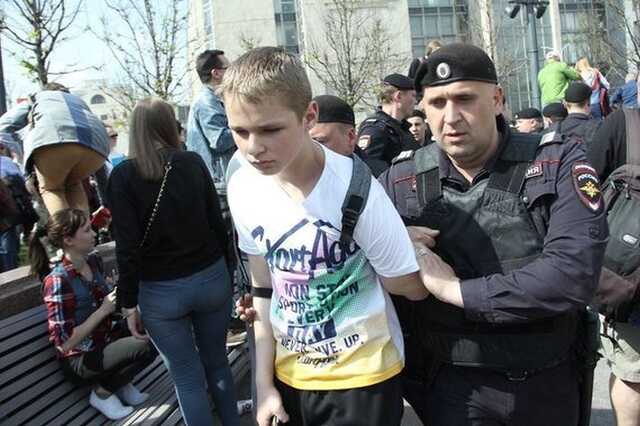 Gyerekeket is letartóztattak Oroszországban
