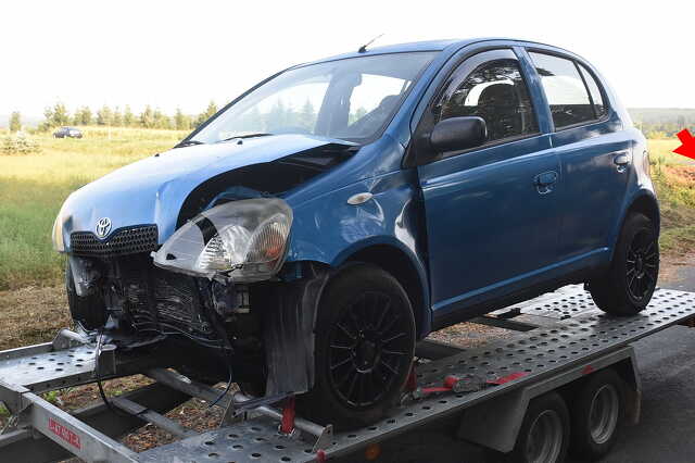 Árokba csapódott egy Toyota Gasztonynál - megsérült a sofőr 