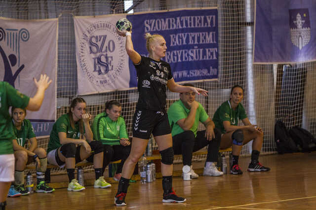 Női kézilabda meccs - Savaria egyetem - Rangadó - Szombat