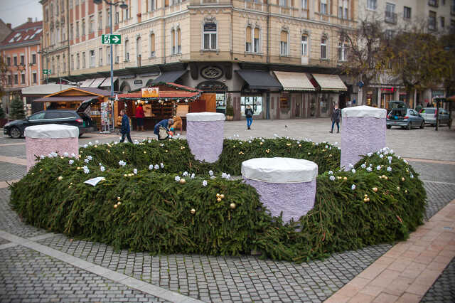 Karácsonyfa ádventi koszorú 