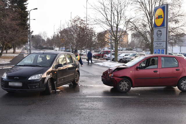 Fiat ele kerult egy Ford Szombathelyen 