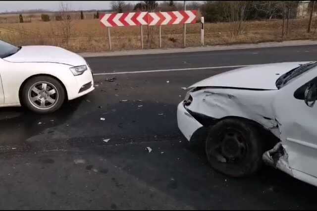 VVW és Audi ütközött a Szombathely határában