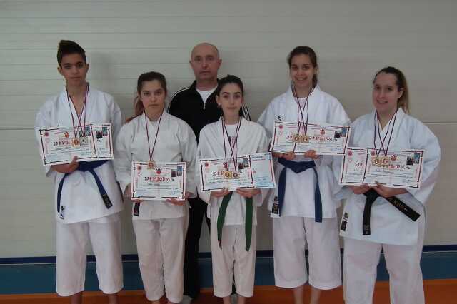 Leo Karate-do SE Szerbiában a Nyílt Nemzetközi Karate Versenyen