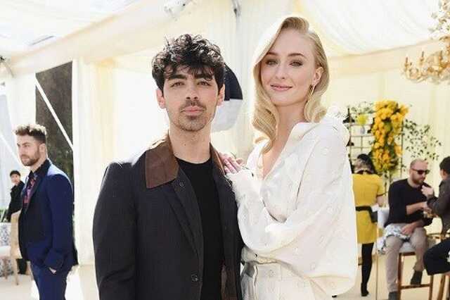 Joe Jonas és Sophie Turner
