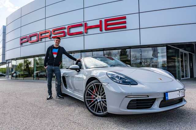 Guzmics Richár új Porsche