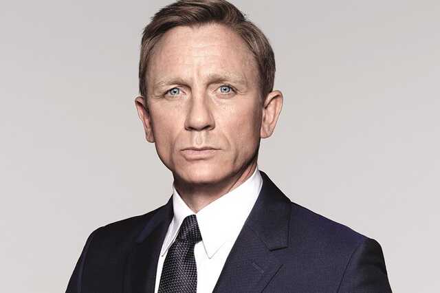 Daniel Craig