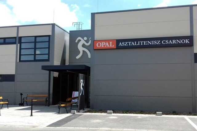 A celldömölki asztalitenisz-csarnok avatása