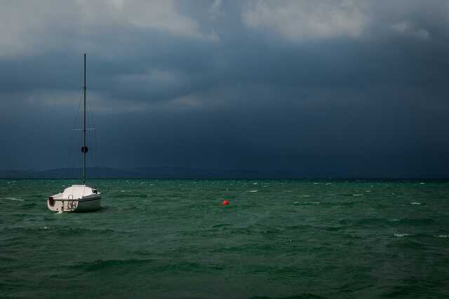 Vihar a Balatonon