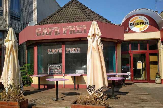 Bezárt Frei Café