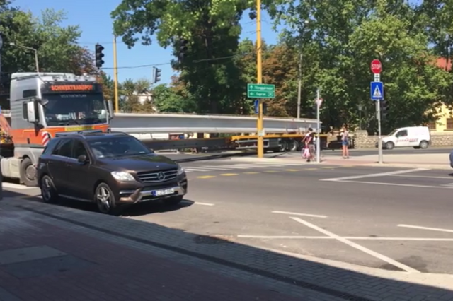 Betongerenda Kapuvár főterén