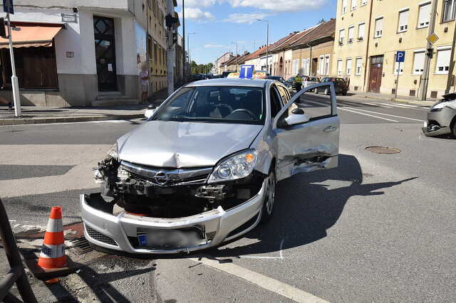 Tanulóautó baleset
