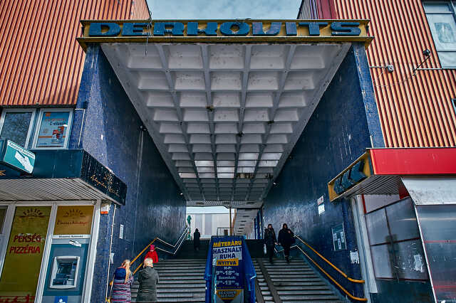 A "Domus" hátsó "bejárata