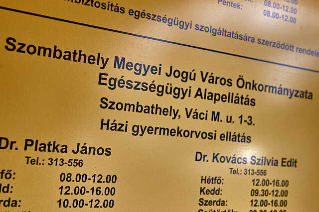Háziorvosi rendelő illusztrációk
