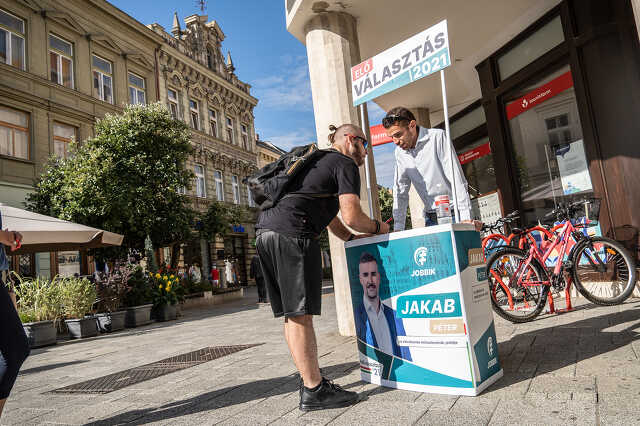 Jobbik stand a Fő téren