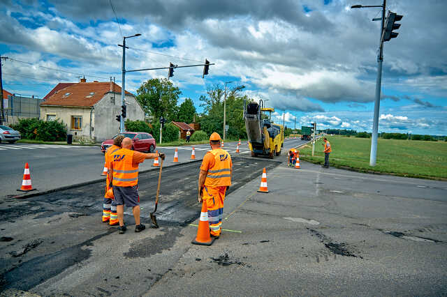 Útburkolat javítás a 86-os  elkerülőn
