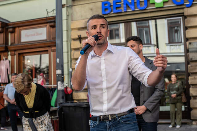 Jakab Péter utcafórum