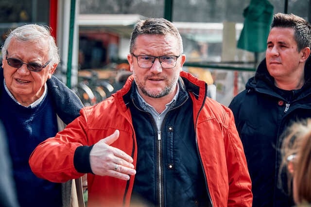 Ujhelyi István utcafórum a Domusnál
