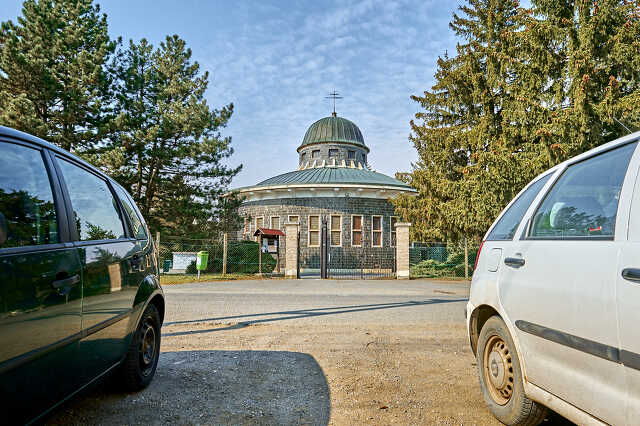 Parkolás a Jáki úti temetőnél