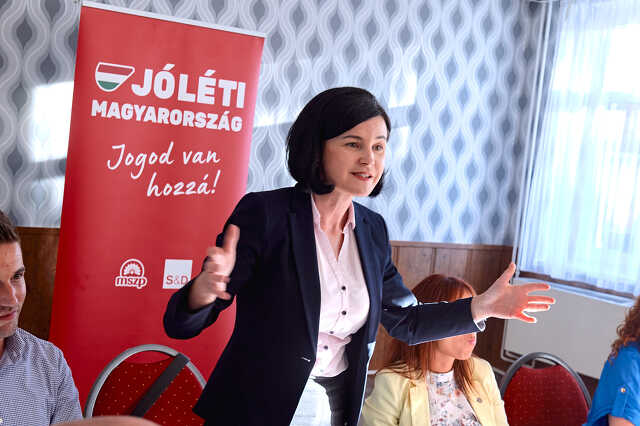 MSZP vitafórum a Kispityerben